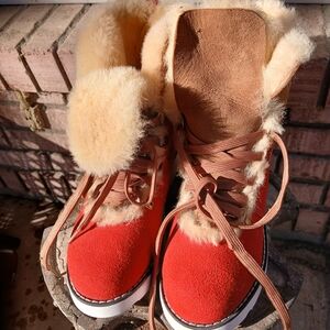 AUSLAND,Cozy Red Lace-Up Boots with Shearling Lining. SZ.7.5